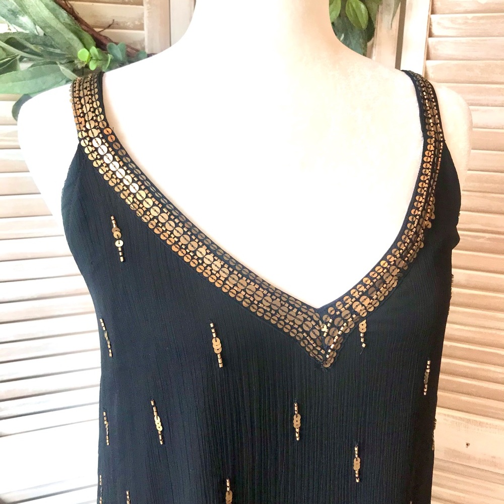 STUNNING CHIFFON DRESS WITH SEQIN ACCENTS - Picture 5 of 8